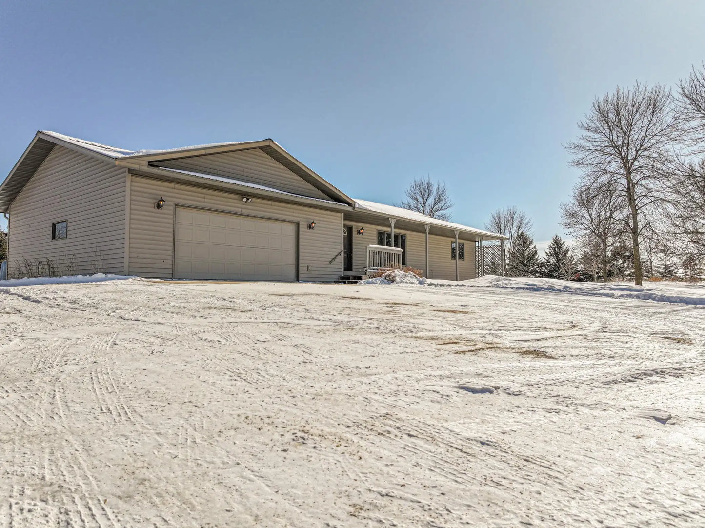 10089 County Road 1 , Evansville, MN 56326