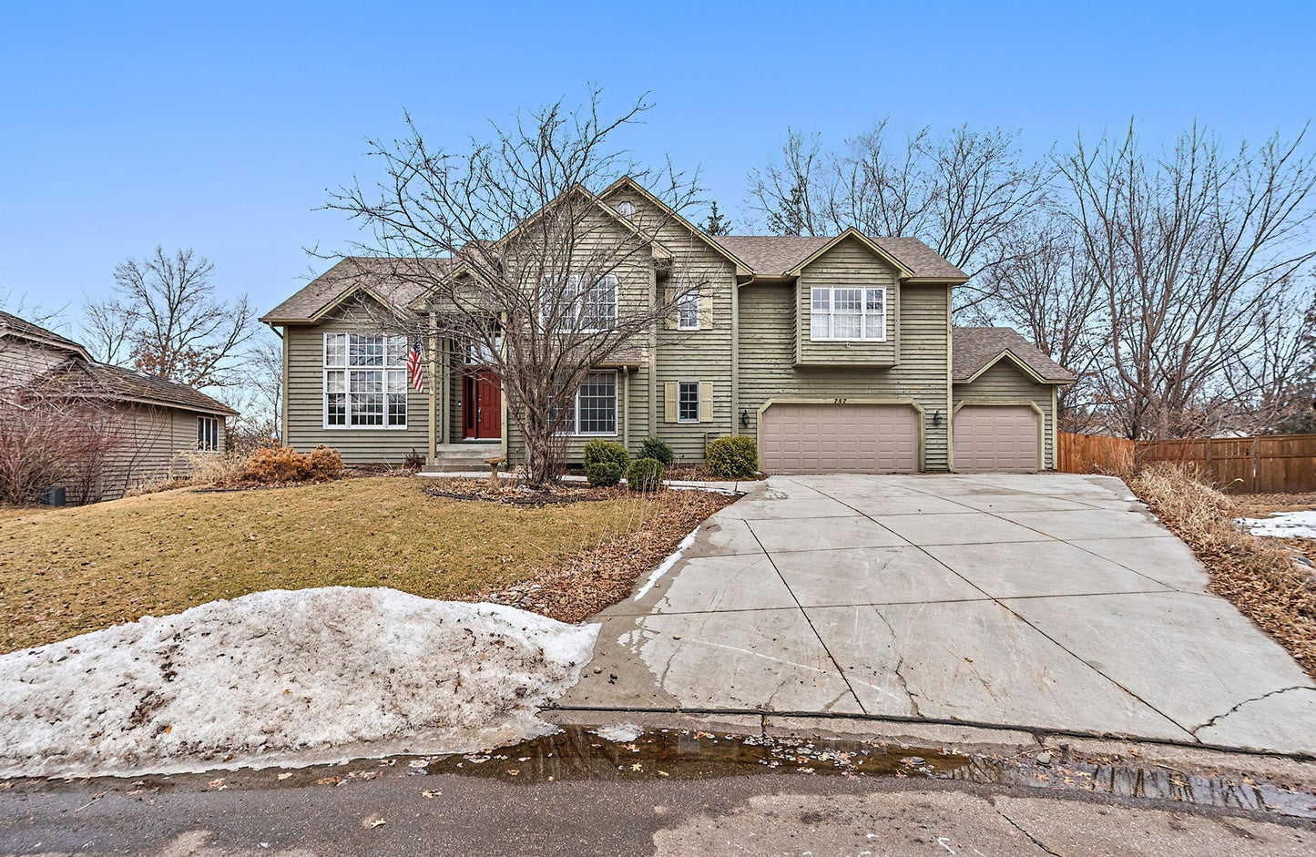 757 Bridle Ridge Road, Eagan, MN 55123