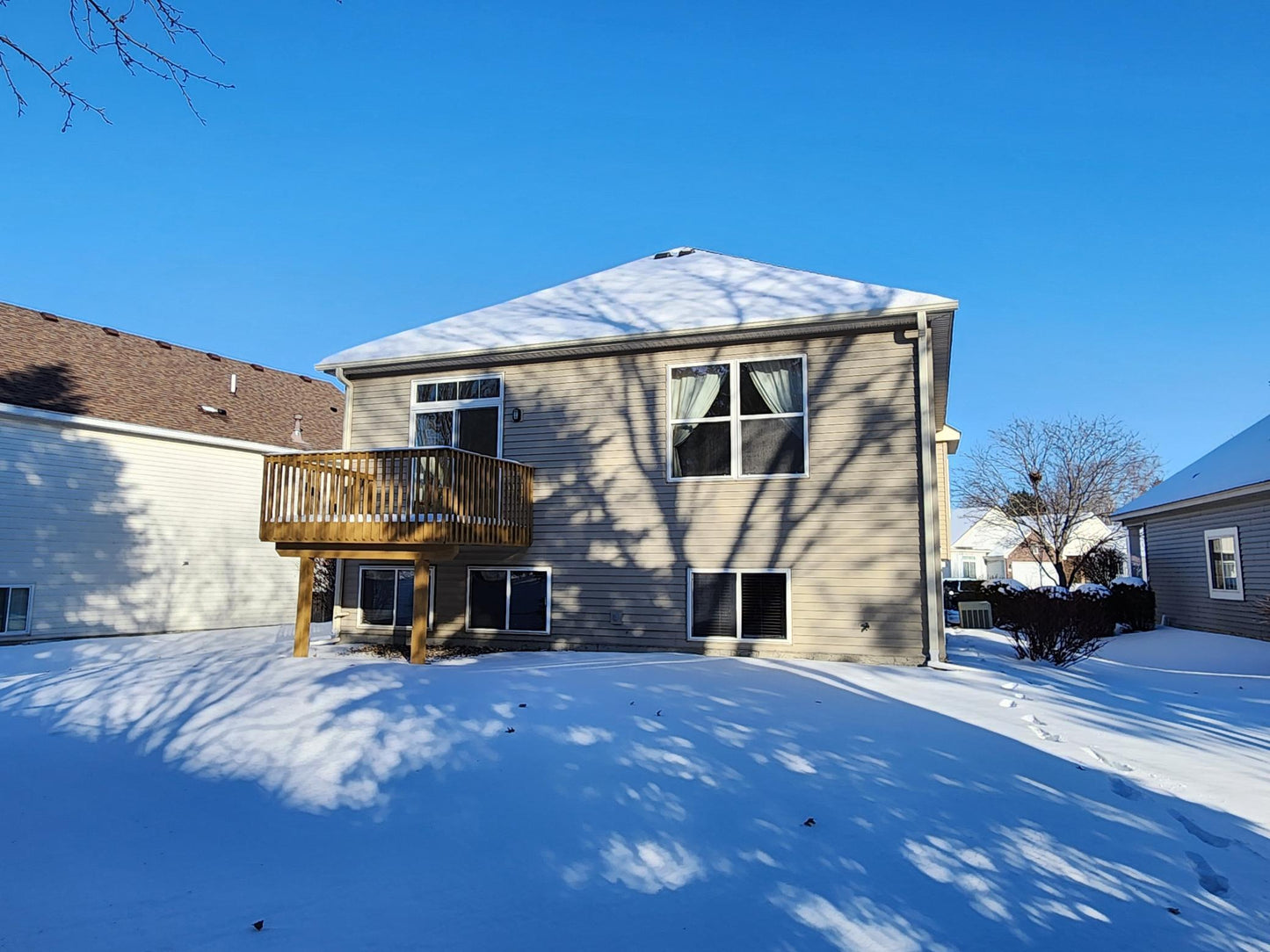 2651 Oak Ridge Trail, Woodbury, MN 55125