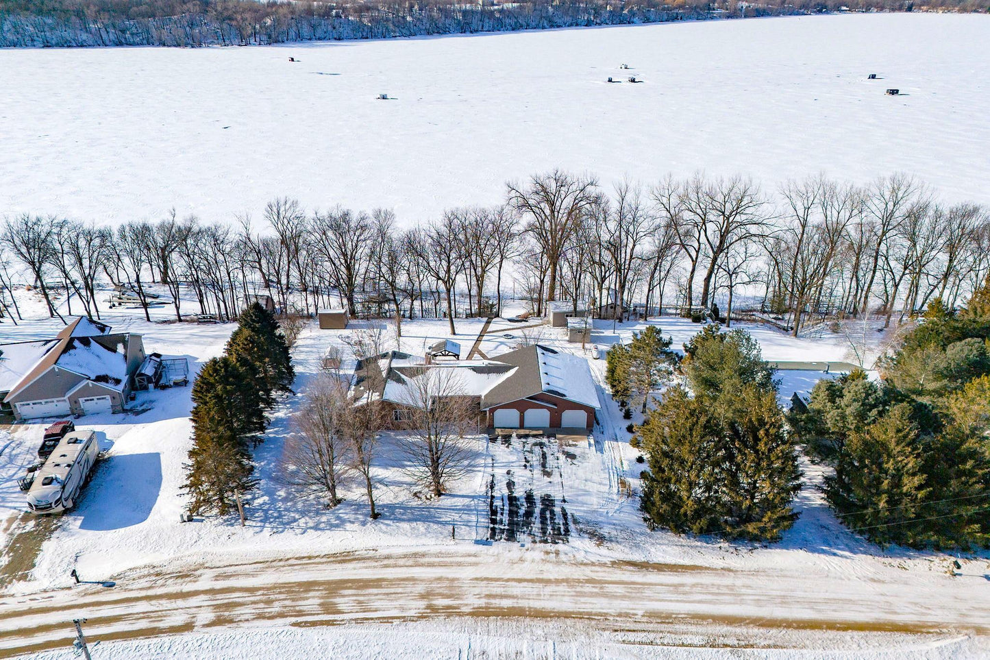 48937 Shore Road, Waterville, MN 56096