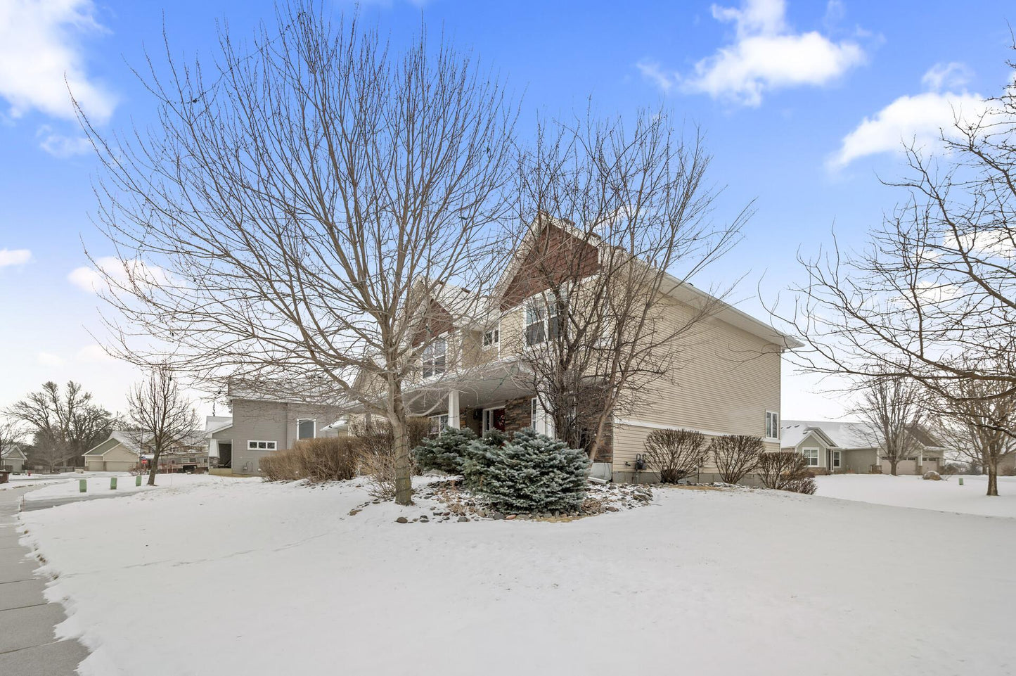 3297 Thornton Drive, Prior Lake, MN 55372