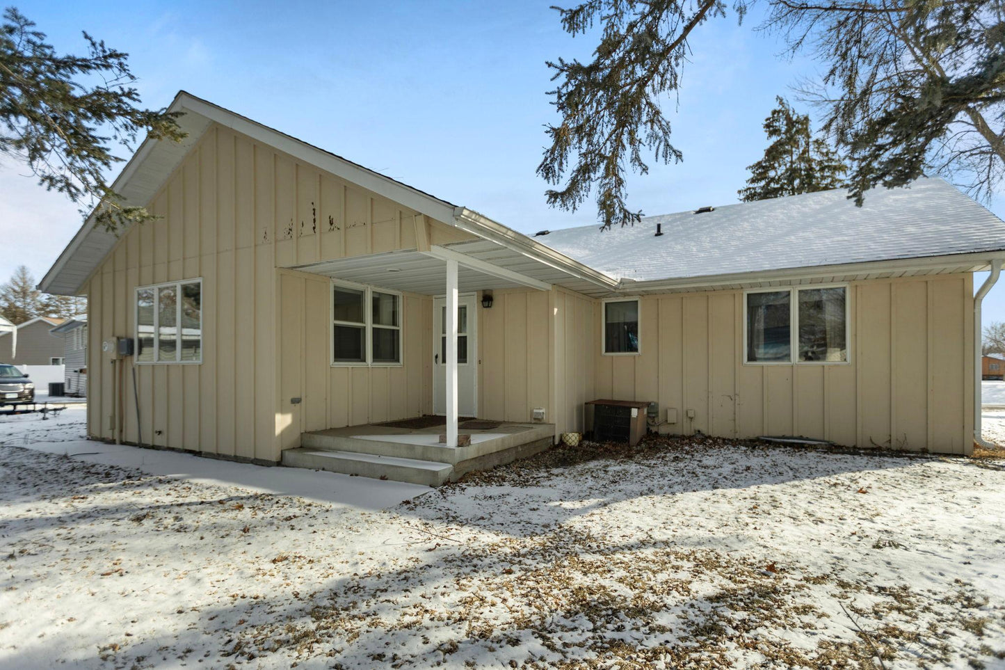 1502 Windsor Place, Faribault, MN 55021