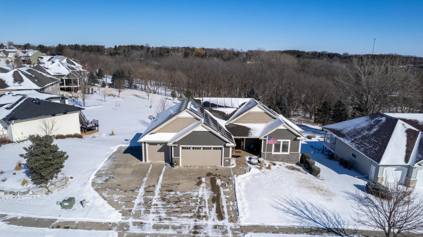 1944 Shannon Oaks Boulevard, Rochester, MN 55906