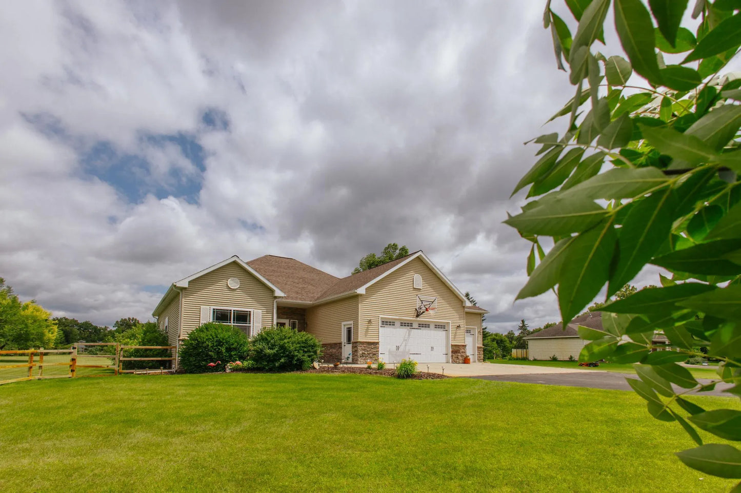 46067 Little Pine Loop, Perham, MN 56573