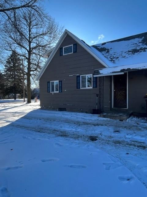 300 16th Street, Windom, MN 56101