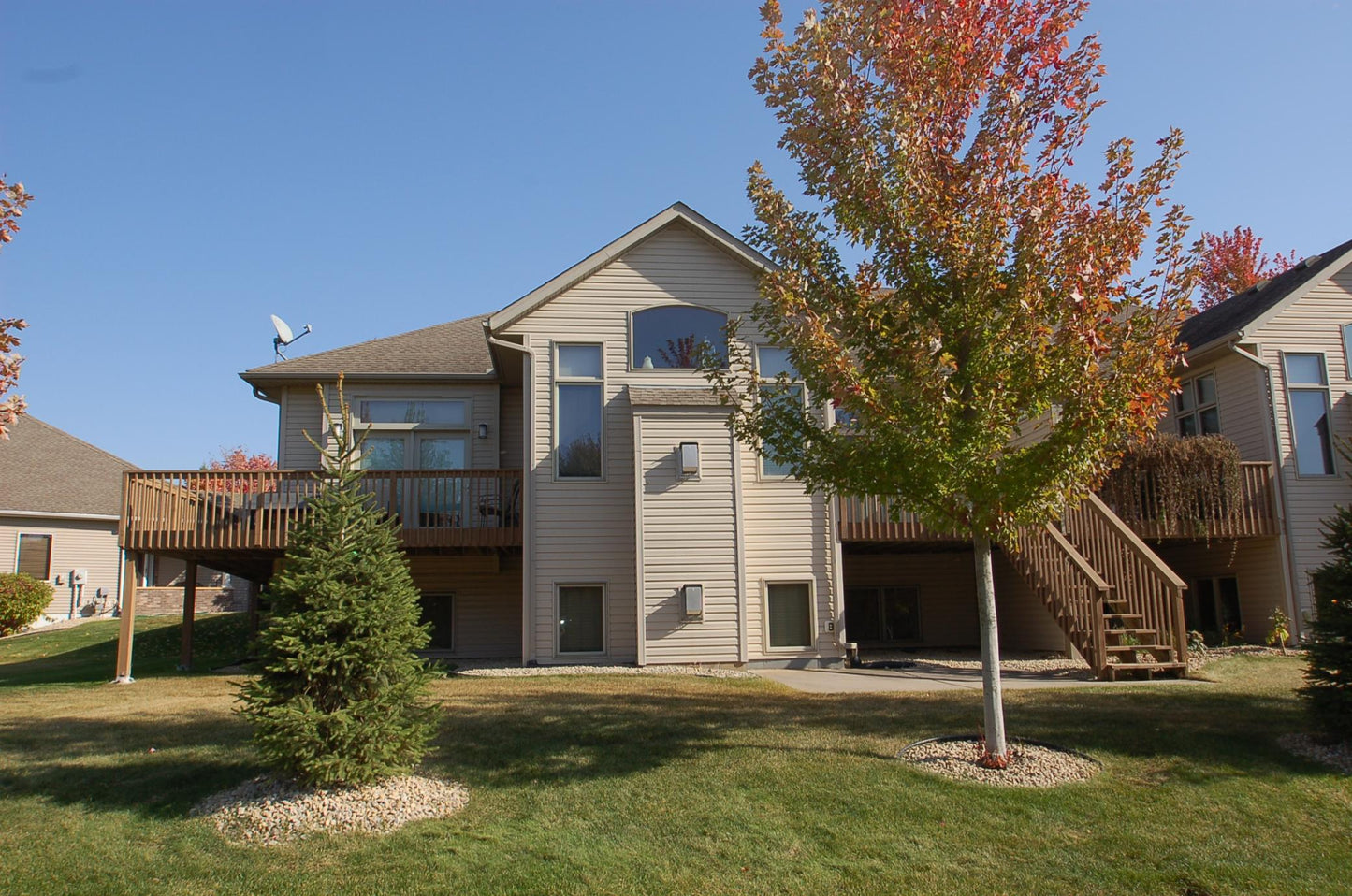 11032 Preserve Circle, Champlin, MN 55316