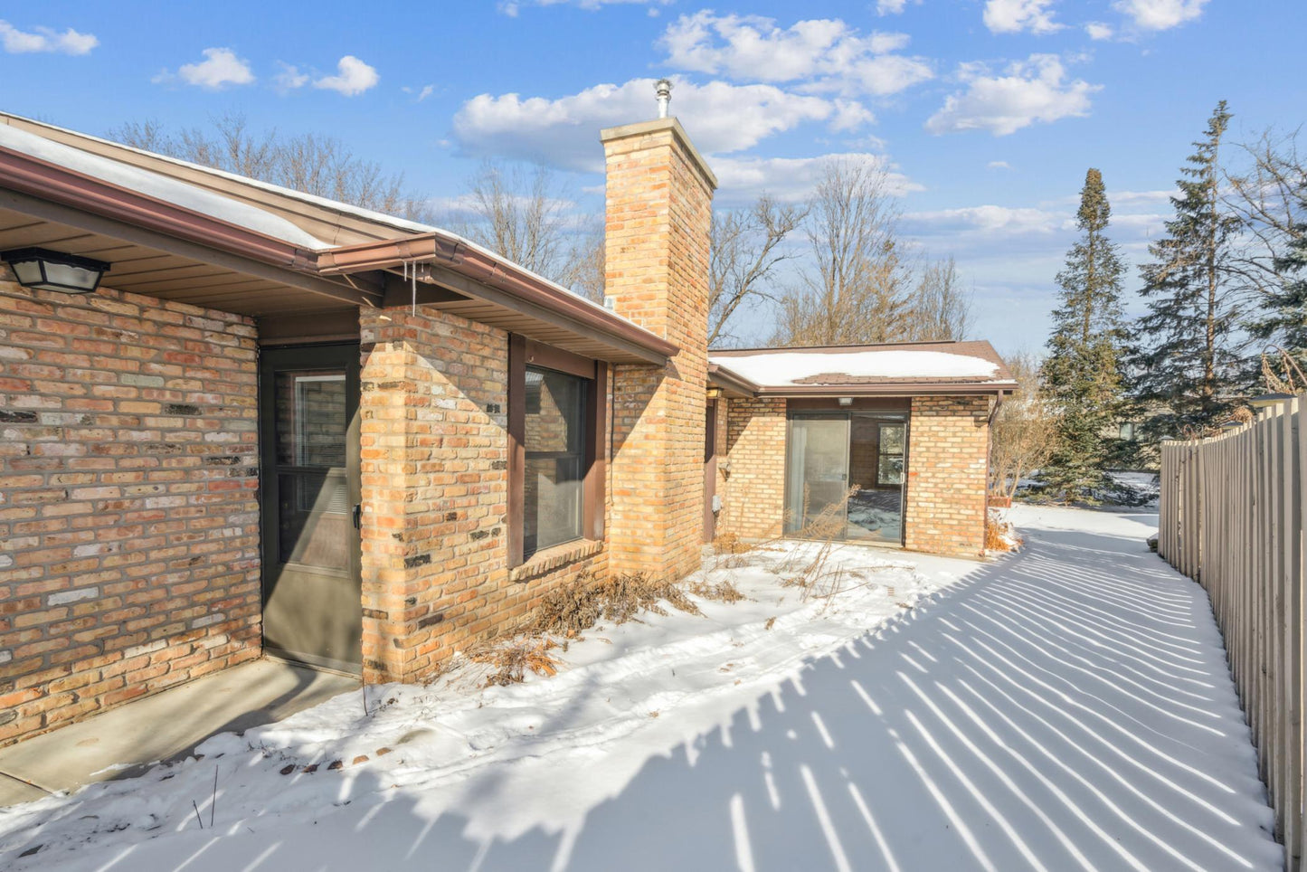 1230 Black Oaks Lane, Plymouth, MN 55447