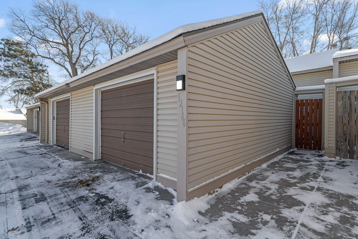 12166 Drake Street, Coon Rapids, MN 55448