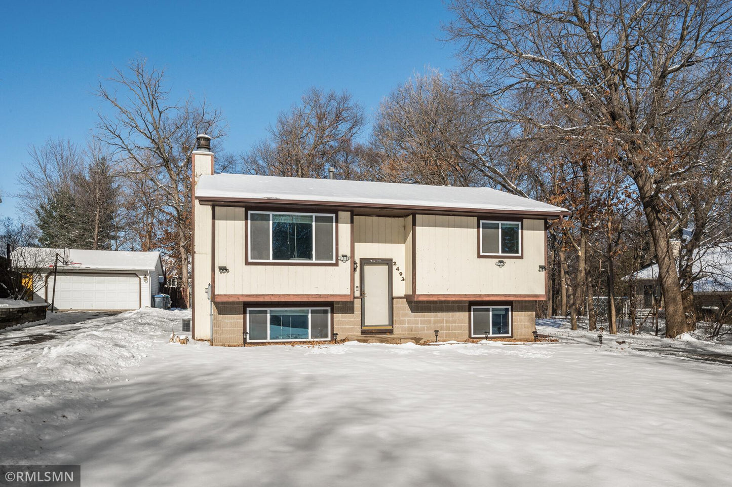 2493 Skillman Avenue, North Saint Paul, MN 55109