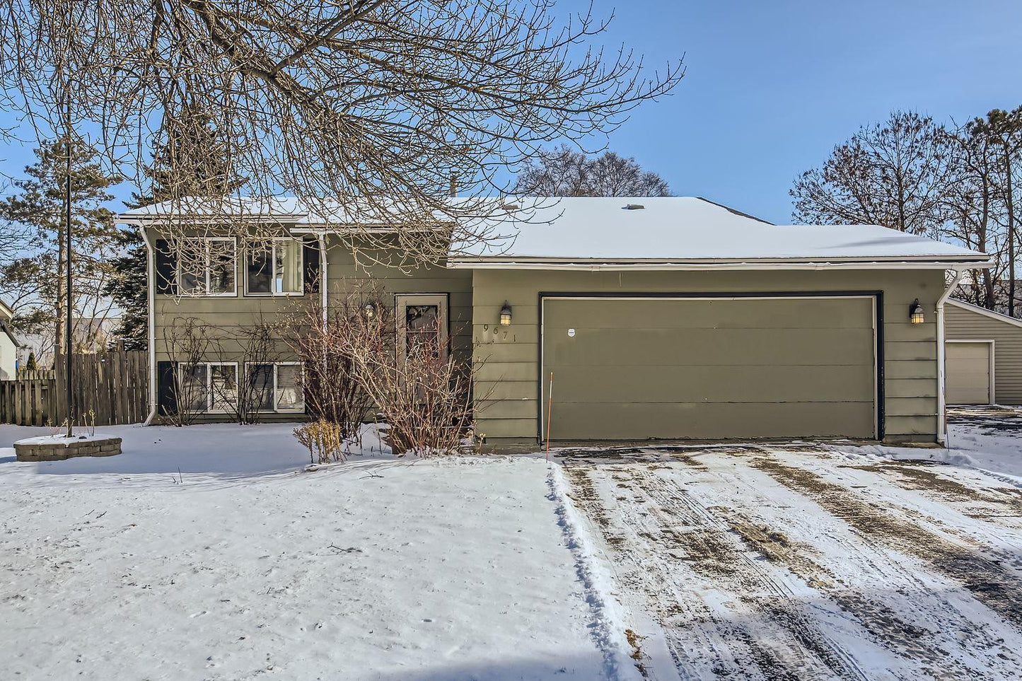 9671 Heath Avenue, Cottage Grove, MN 55016