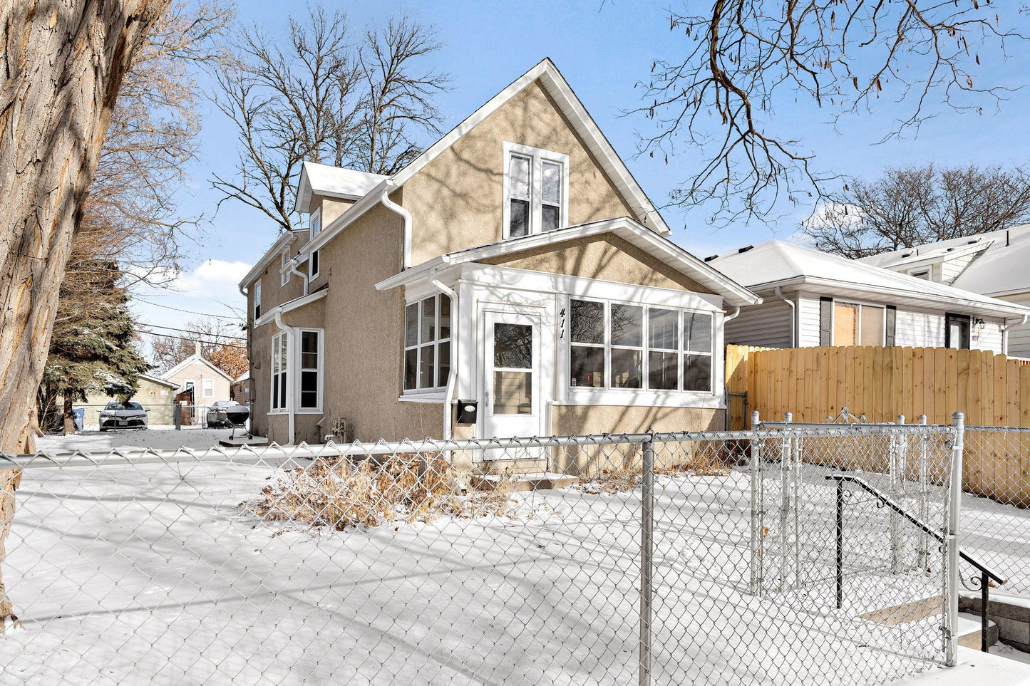 411 Thomas Avenue, Saint Paul, MN 55103