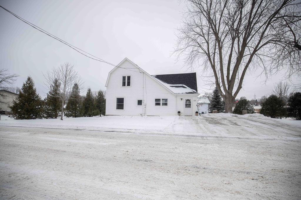 105 1st Street, Elysian, MN 56028