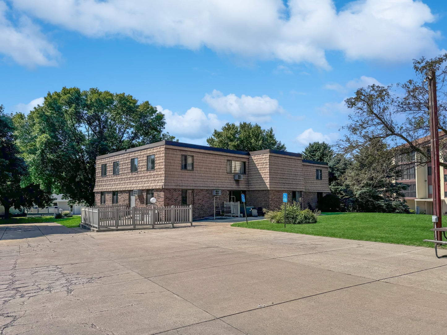 111 & 107 Dorothy Street, Fairmont, MN 56031