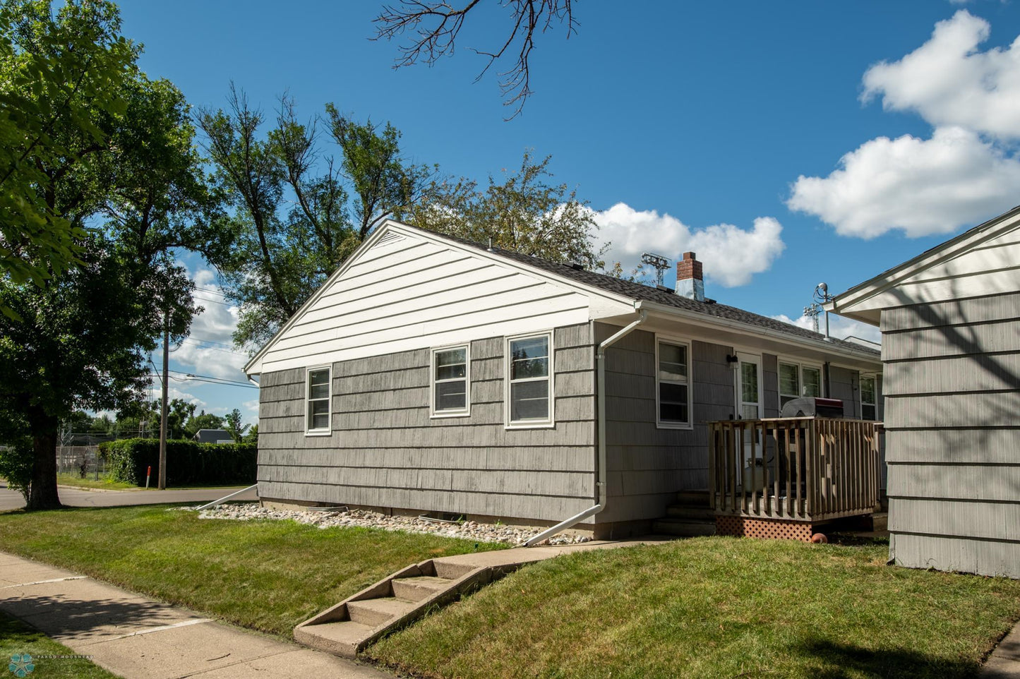 1304 11th Street, Moorhead, MN 56560