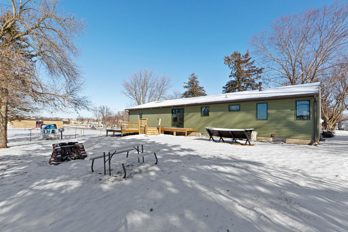 404 Ash Avenue, New Richland, MN 56072