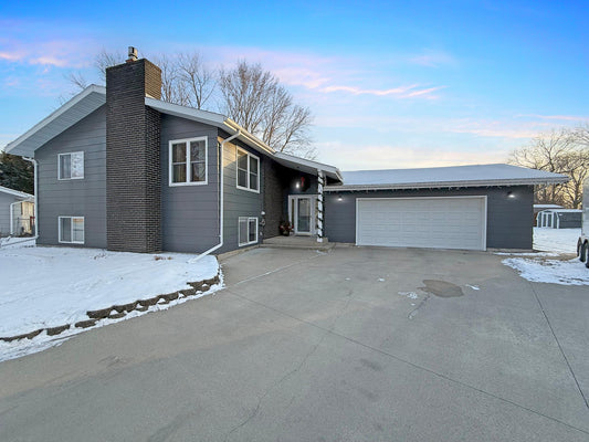 115 Orchard Circle, Montevideo, MN 56265