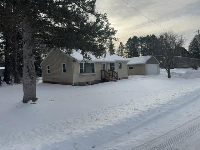 102 Pine Street, Floodwood, MN 55736