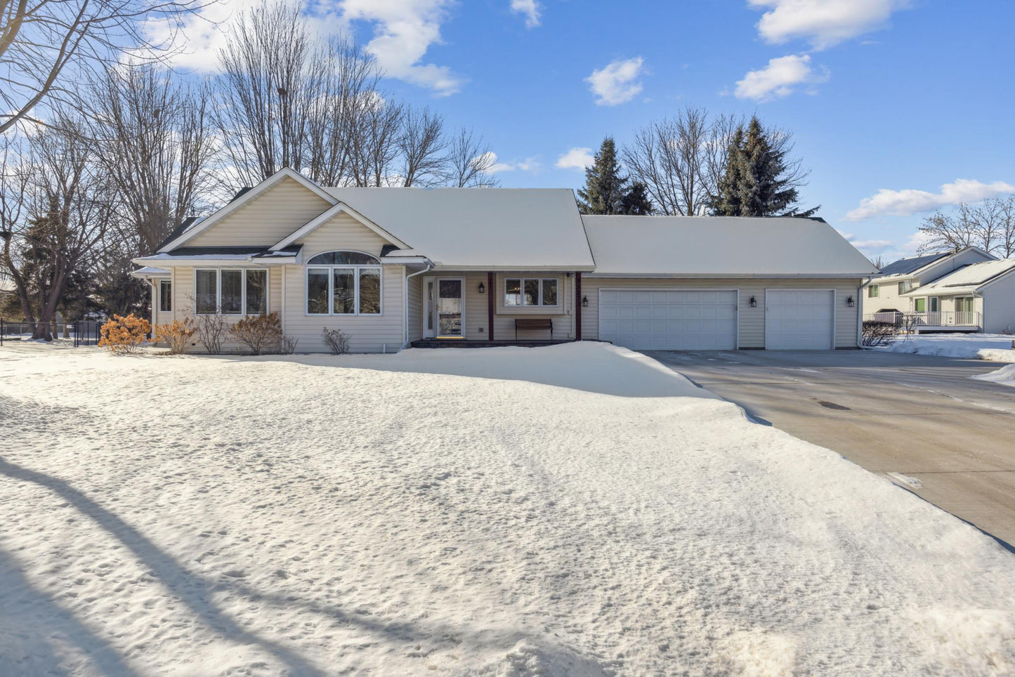 5273 53rd Circle, Albertville, MN 55301