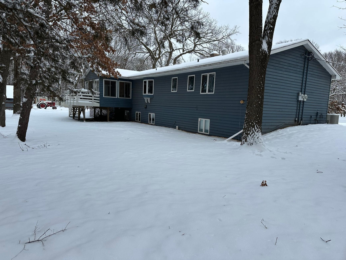 38760 Kost Trail, North Branch, MN 55056