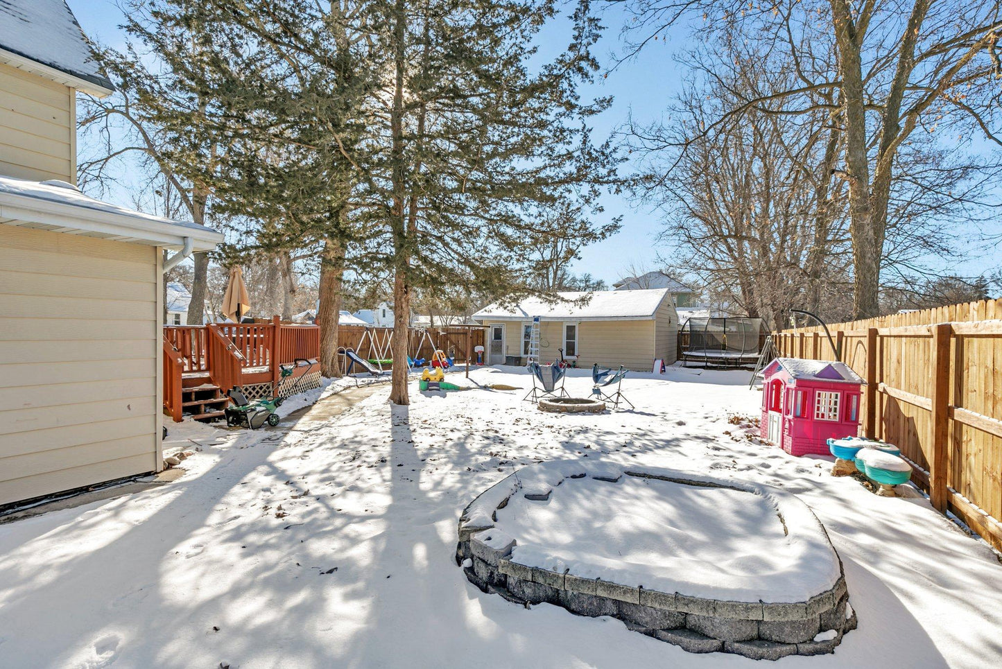 32 Weisel Street, Litchfield, MN 55355