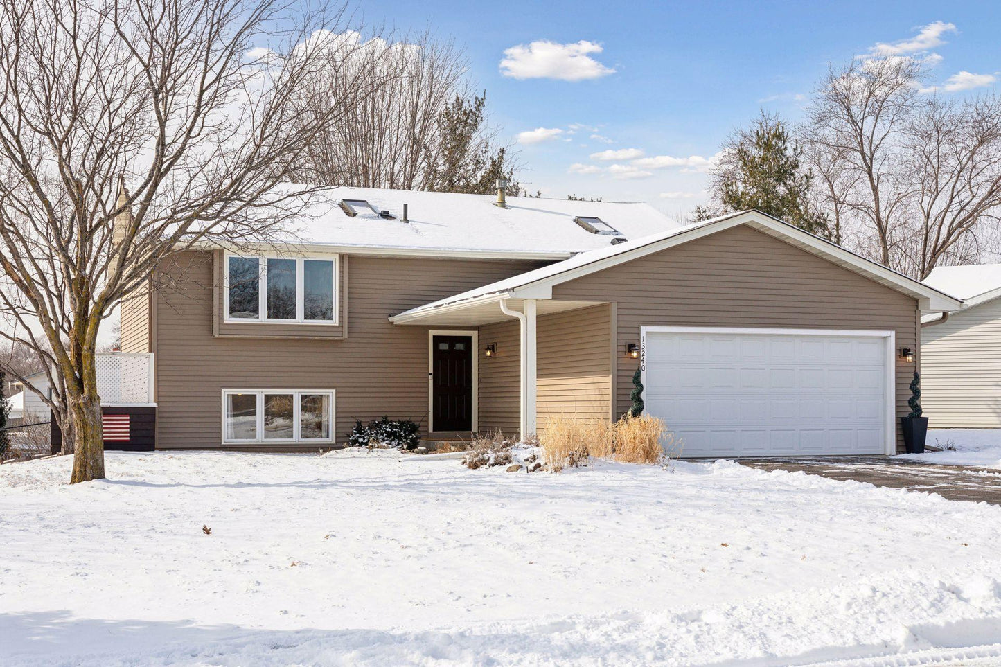 13240 Glenhurst Avenue, Savage, MN 55378