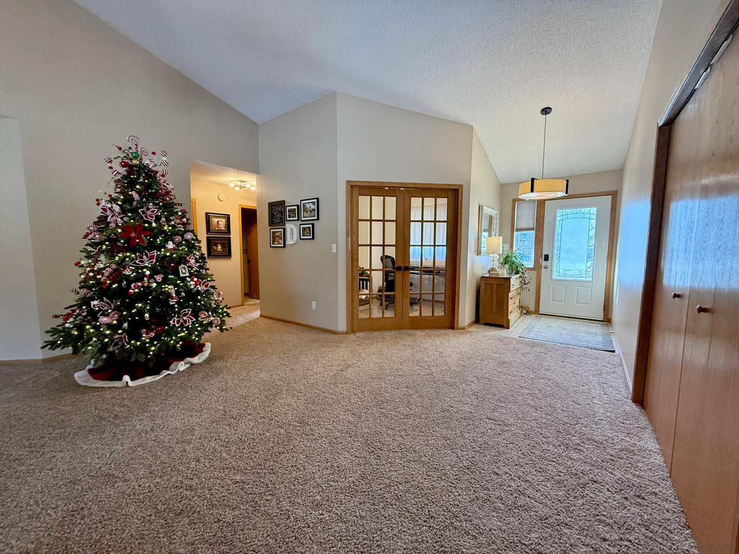 1909 Nelson Drive, Thief River Falls, MN 56701