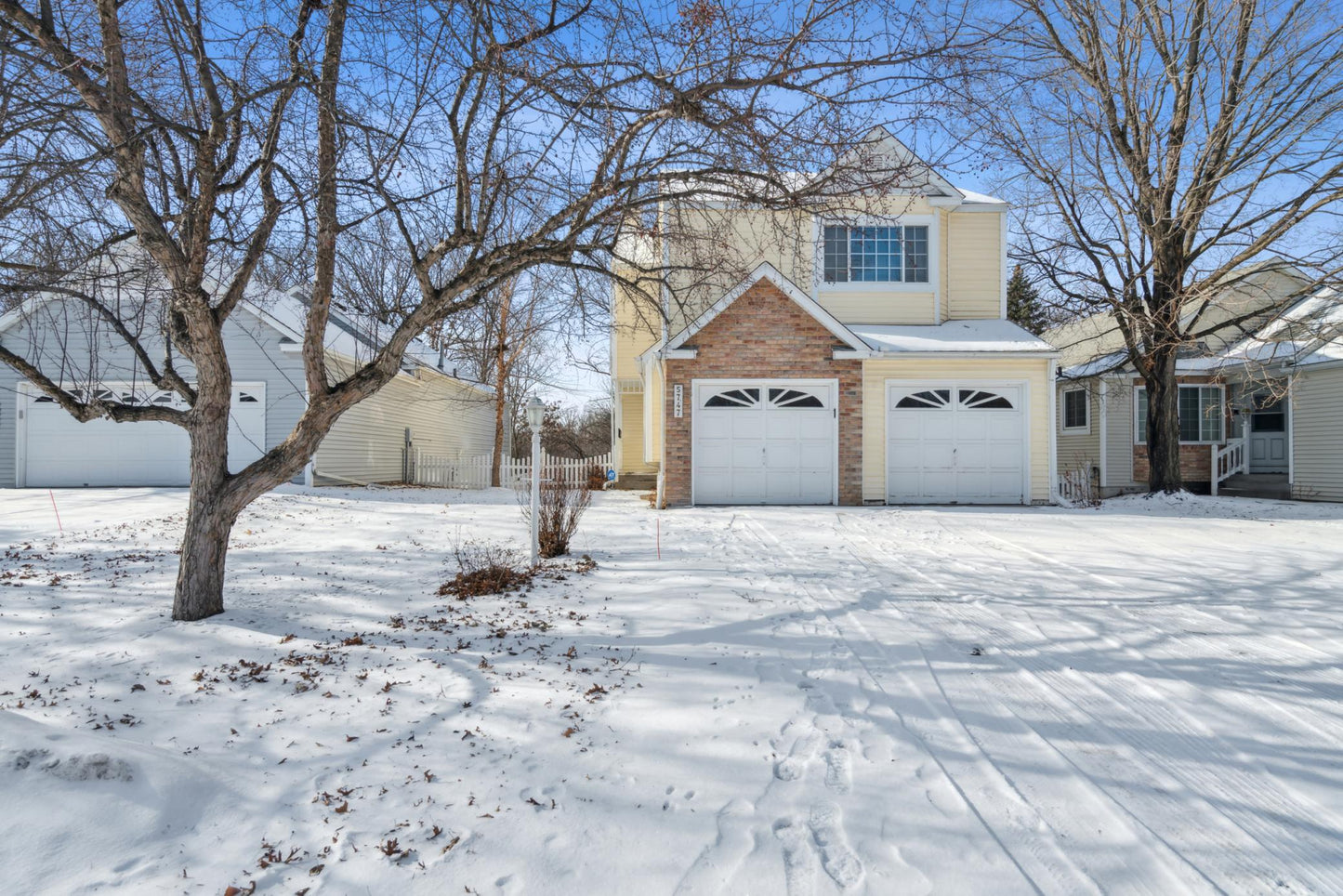 5747 Donegal Drive, Shoreview, MN 55126