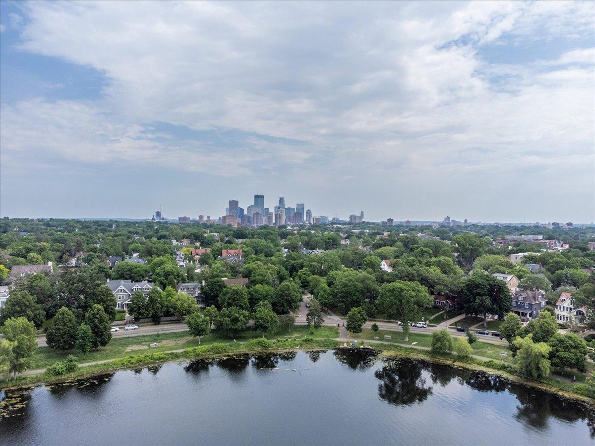 2675 Lake Of The Isles Parkway, Minneapolis, MN 55408