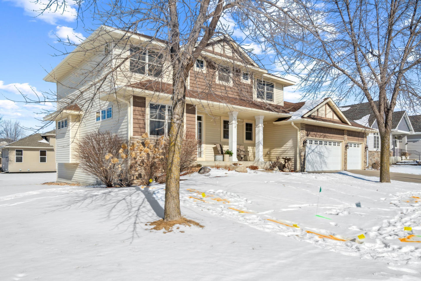 571 Jutland Avenue, Shakopee, MN 55379