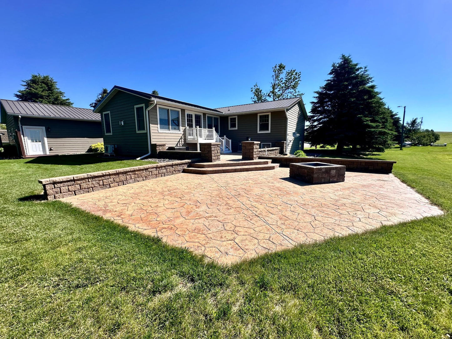 104 Circle Drive, Russell, MN 56169