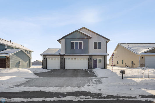 4881 Hampton Circle, Moorhead, MN 56560