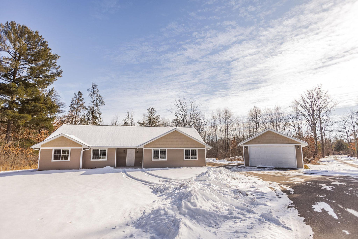 14736 State Highway 70 , Rock Creek, MN 55063