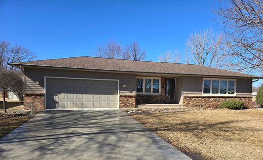 802 7th Avenue, Pipestone, MN 56164