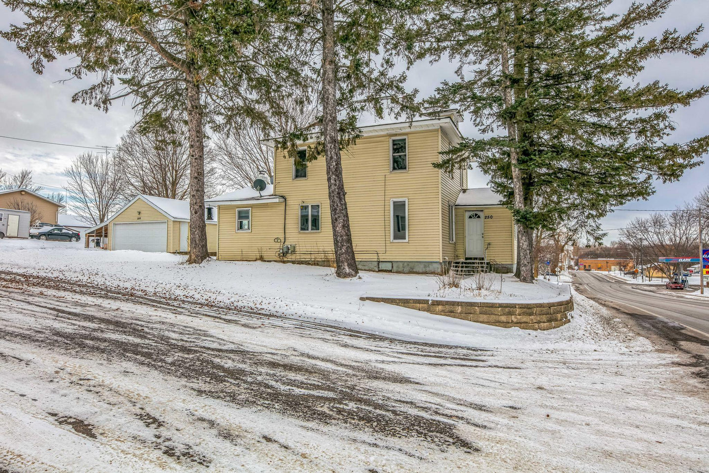 250 River Street, Holdingford, MN 56340