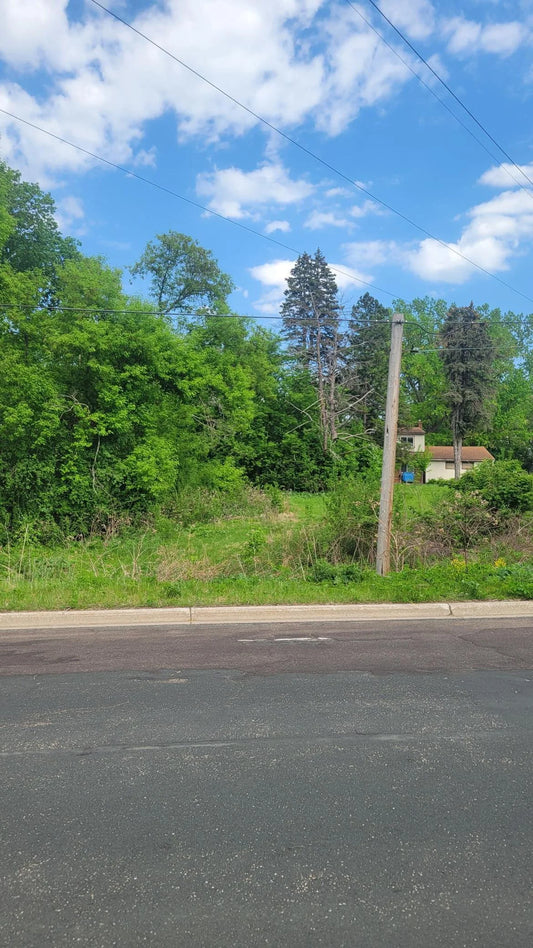 2300 Pagel Road, Mendota Heights, MN 55120