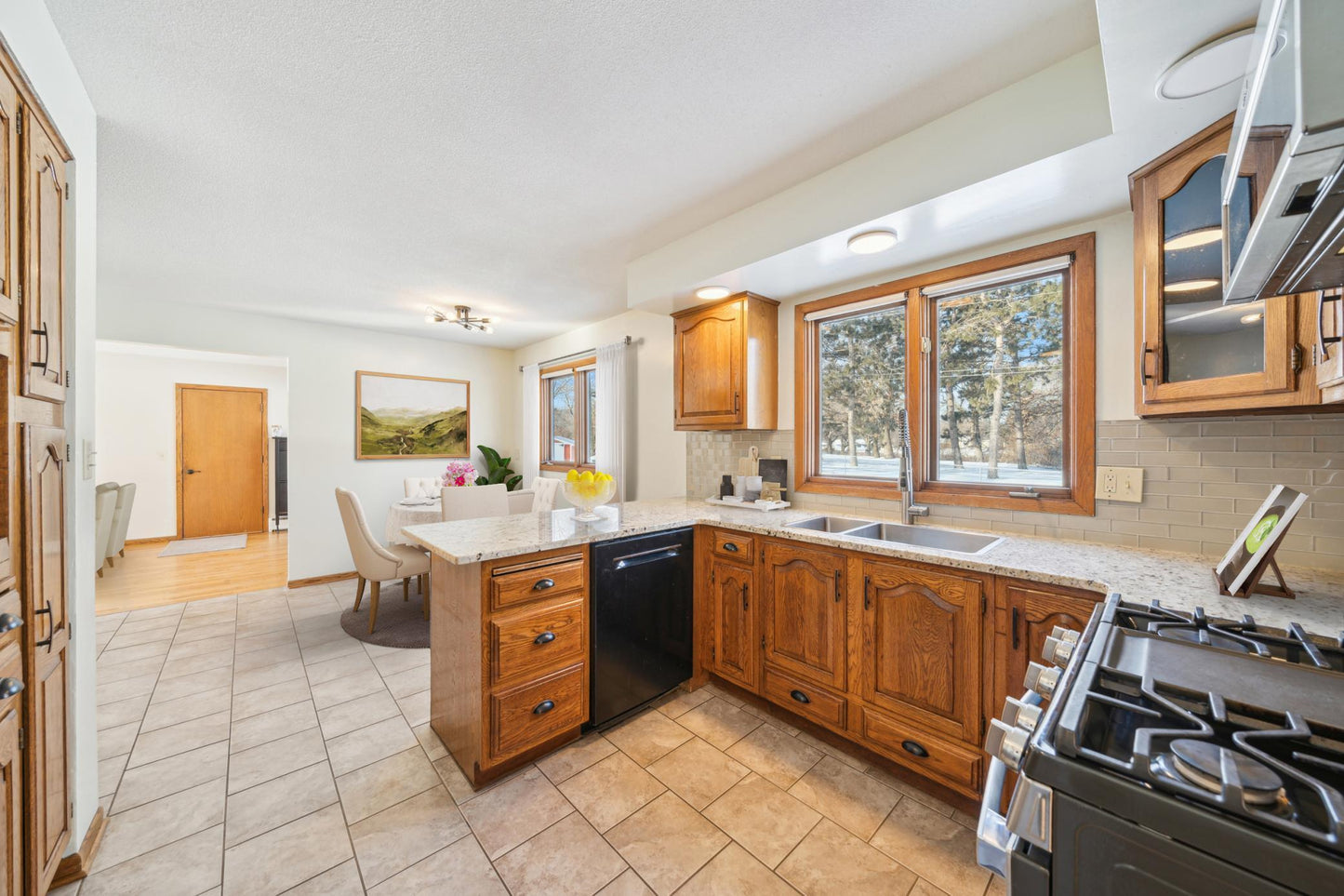 1308 Woodhill Circle, Woodbury, MN 55125