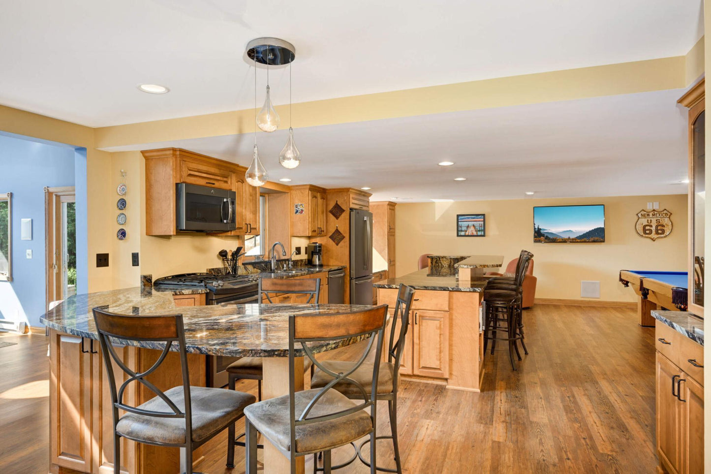 15394 Fish Point Road, Prior Lake, MN 55372