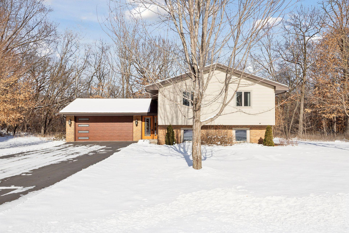 115 Puma Lane, Mahtomedi, MN 55115