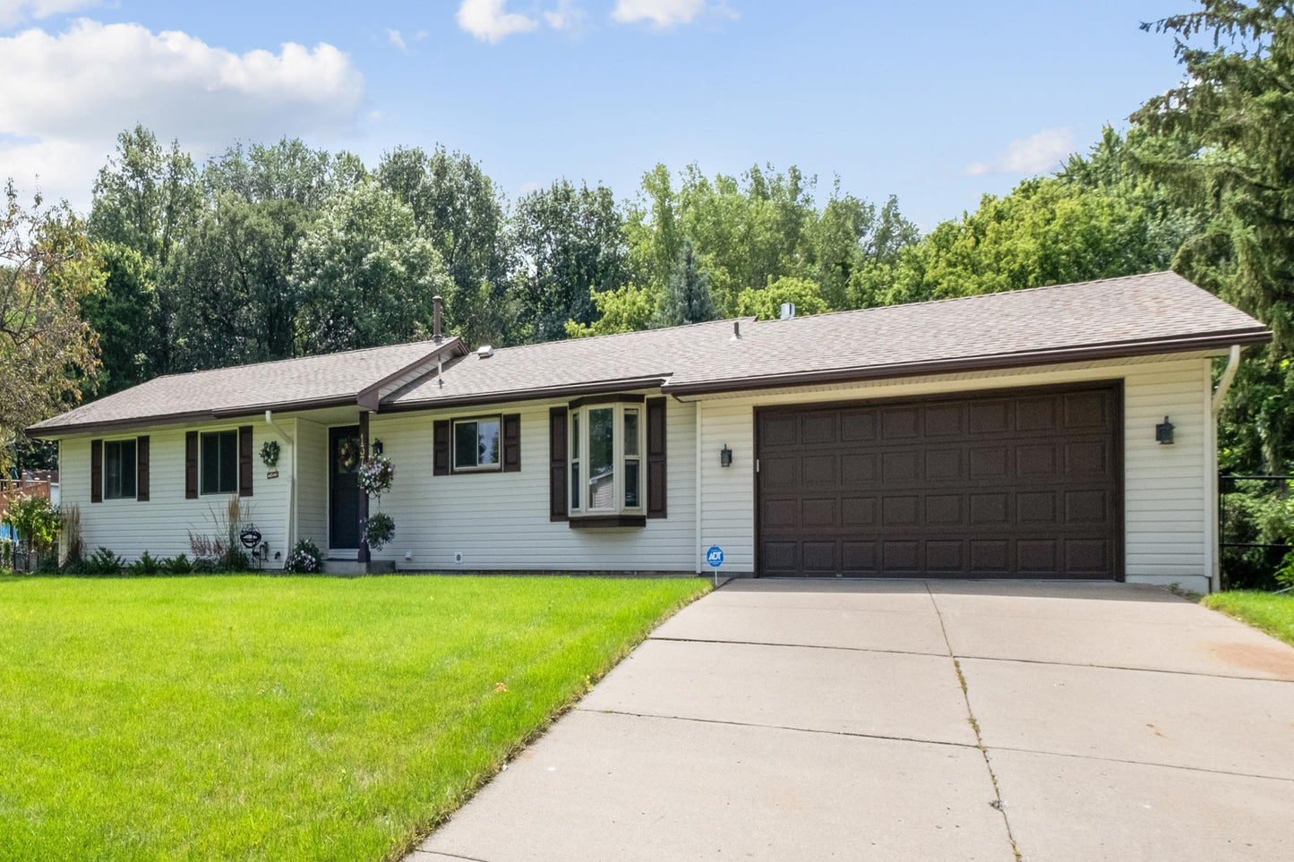 13712 Wellington Crescent, Burnsville, MN 55337