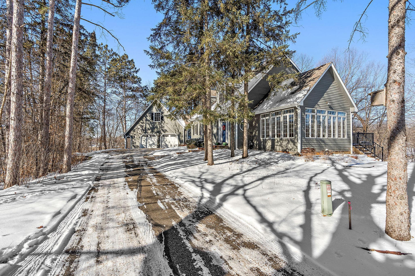 520 Far Hill Road, Wayzata, MN 55391