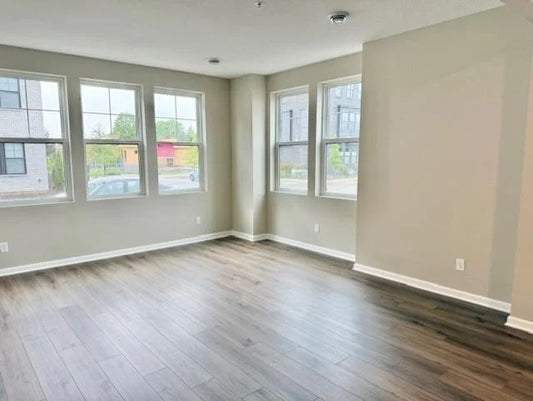 2260 Village Way, Saint Paul, MN 55116