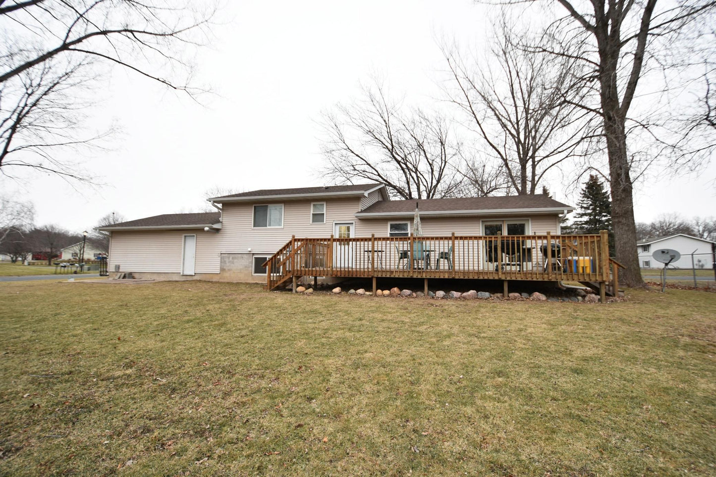 316 Aqua Drive, Zumbrota, MN 55992