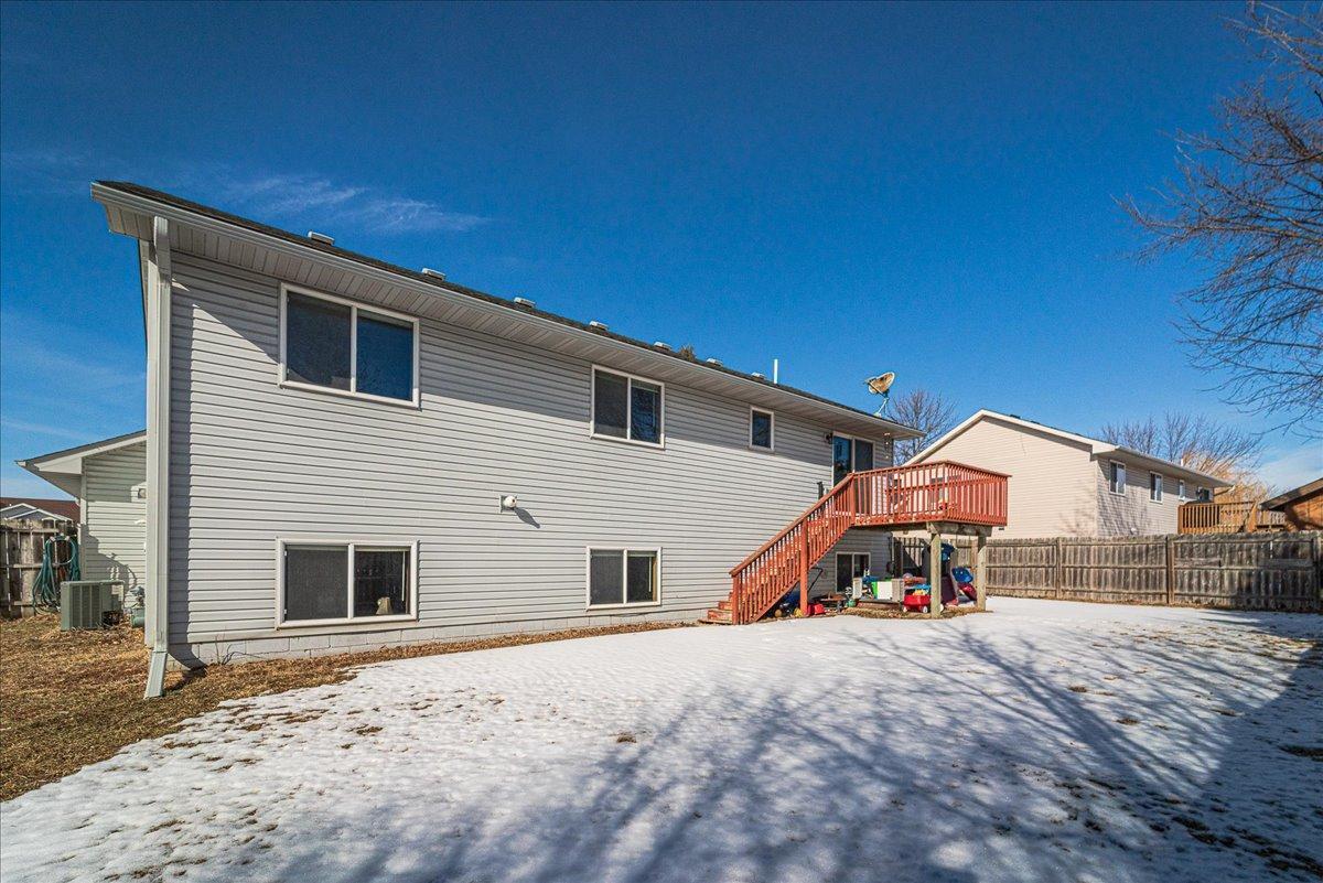 30747 Regal Avenue, Shafer, MN 55074