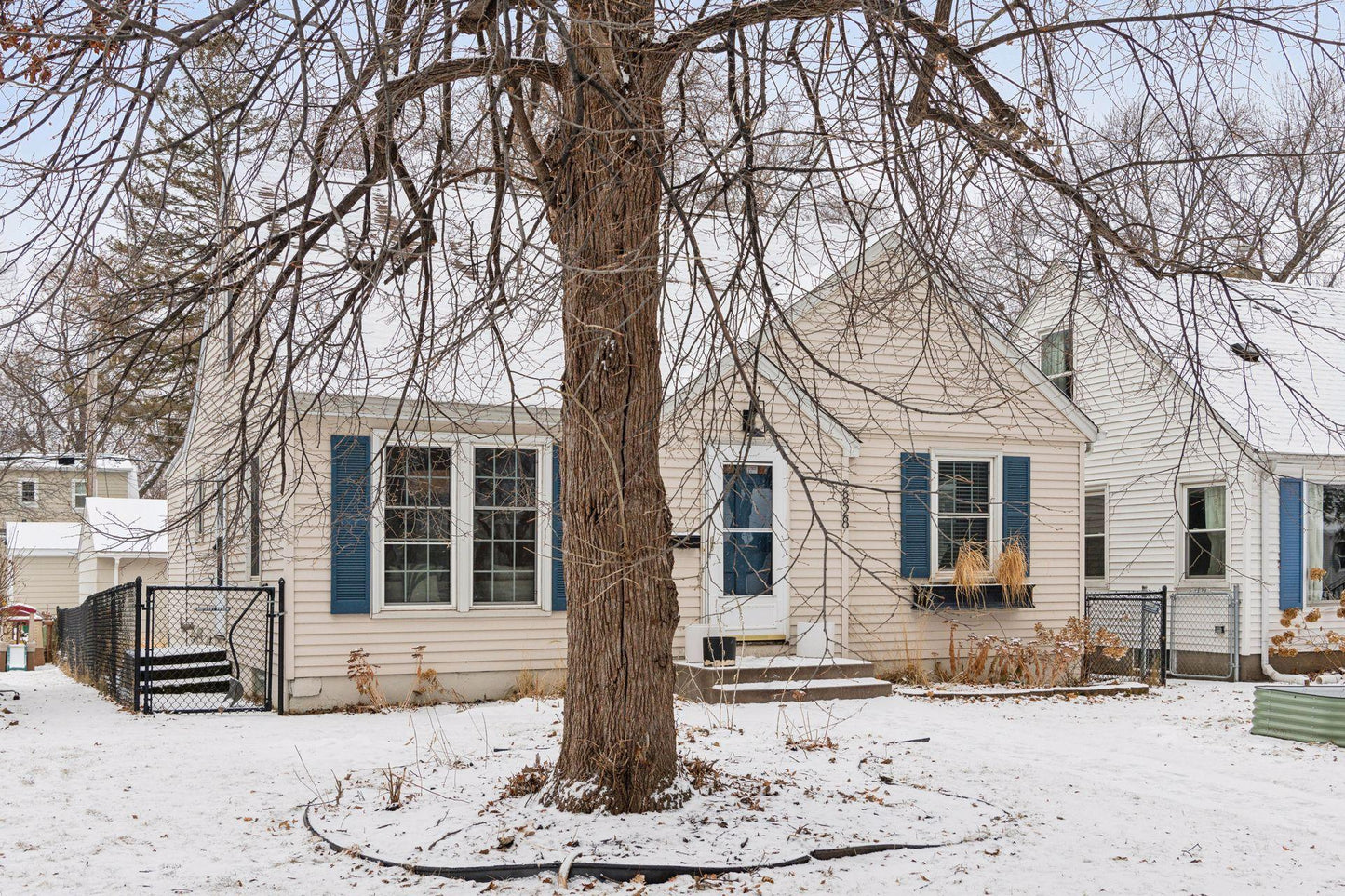 2828 Hampshire Avenue, Saint Louis Park, MN 55426