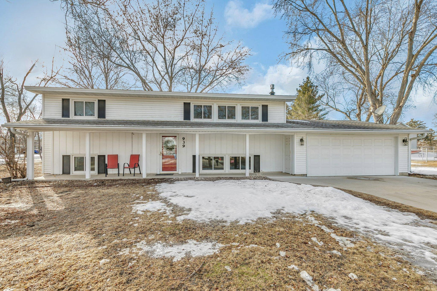 939 Brenda Lee Drive, Saint Cloud, MN 56303