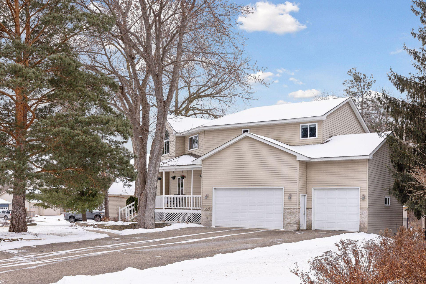 5061 Oxbow Place, Champlin, MN 55316