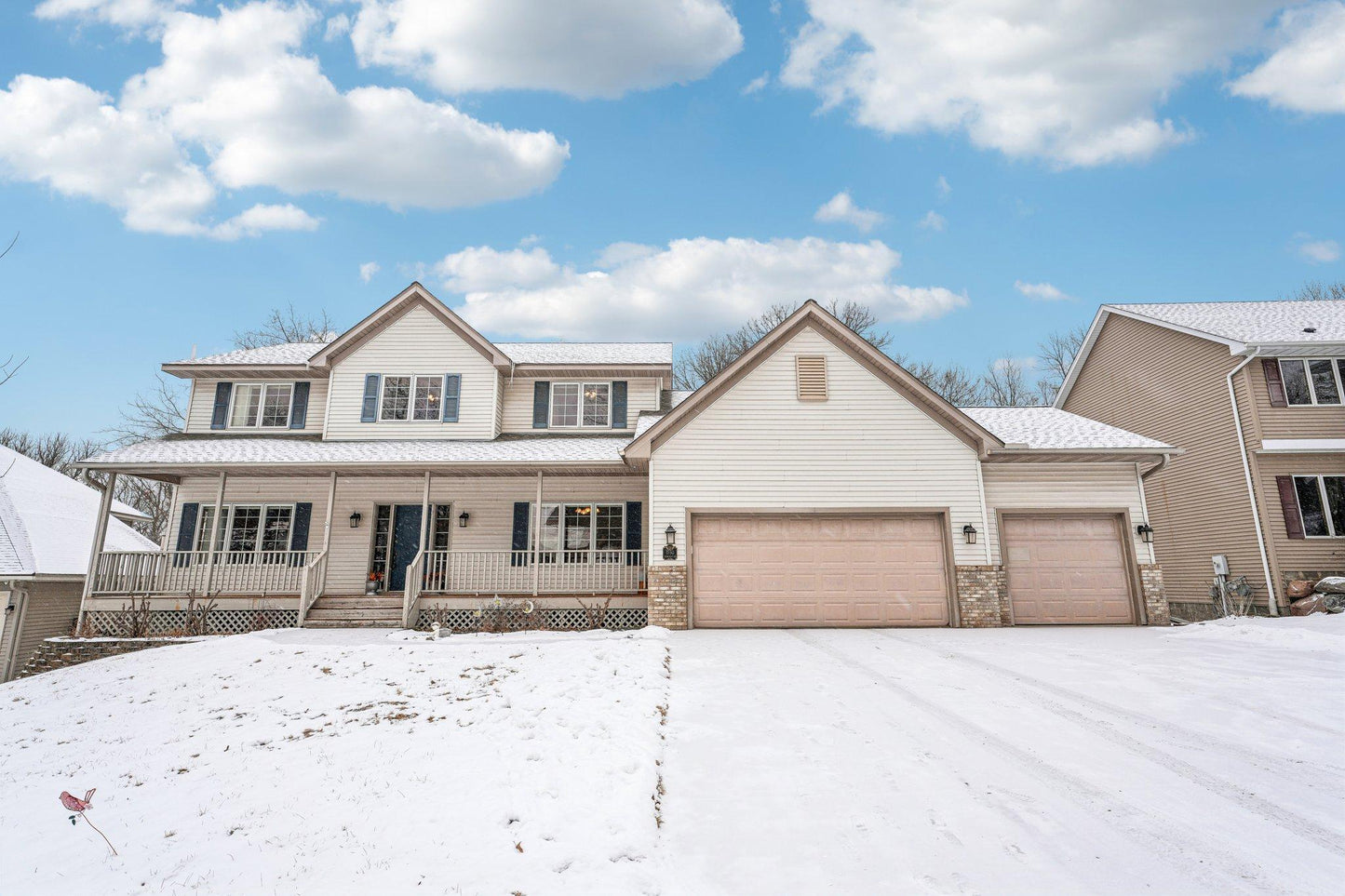 1550 Viewcrest Lane, Burnsville, MN 55306